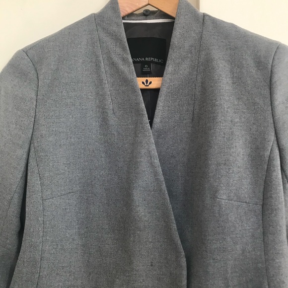 NWT Banana Republic Gray Fur Collar Bell Sleeves Chic Blazer Jacket Women's sz 0 - Picture 13 of 13